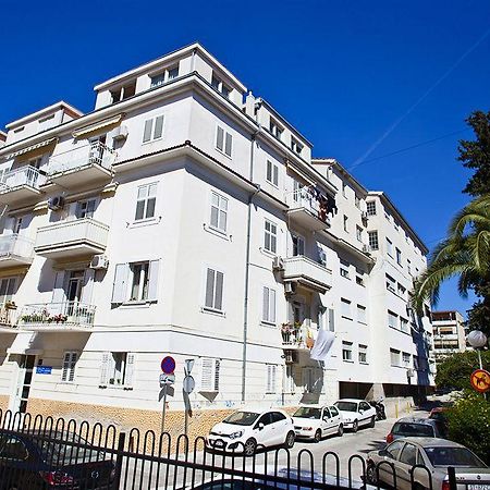 Split Apartments Peric Bagian luar foto