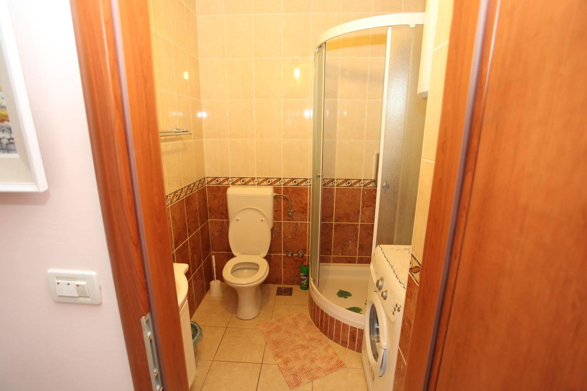Split Apartments Peric Bagian luar foto