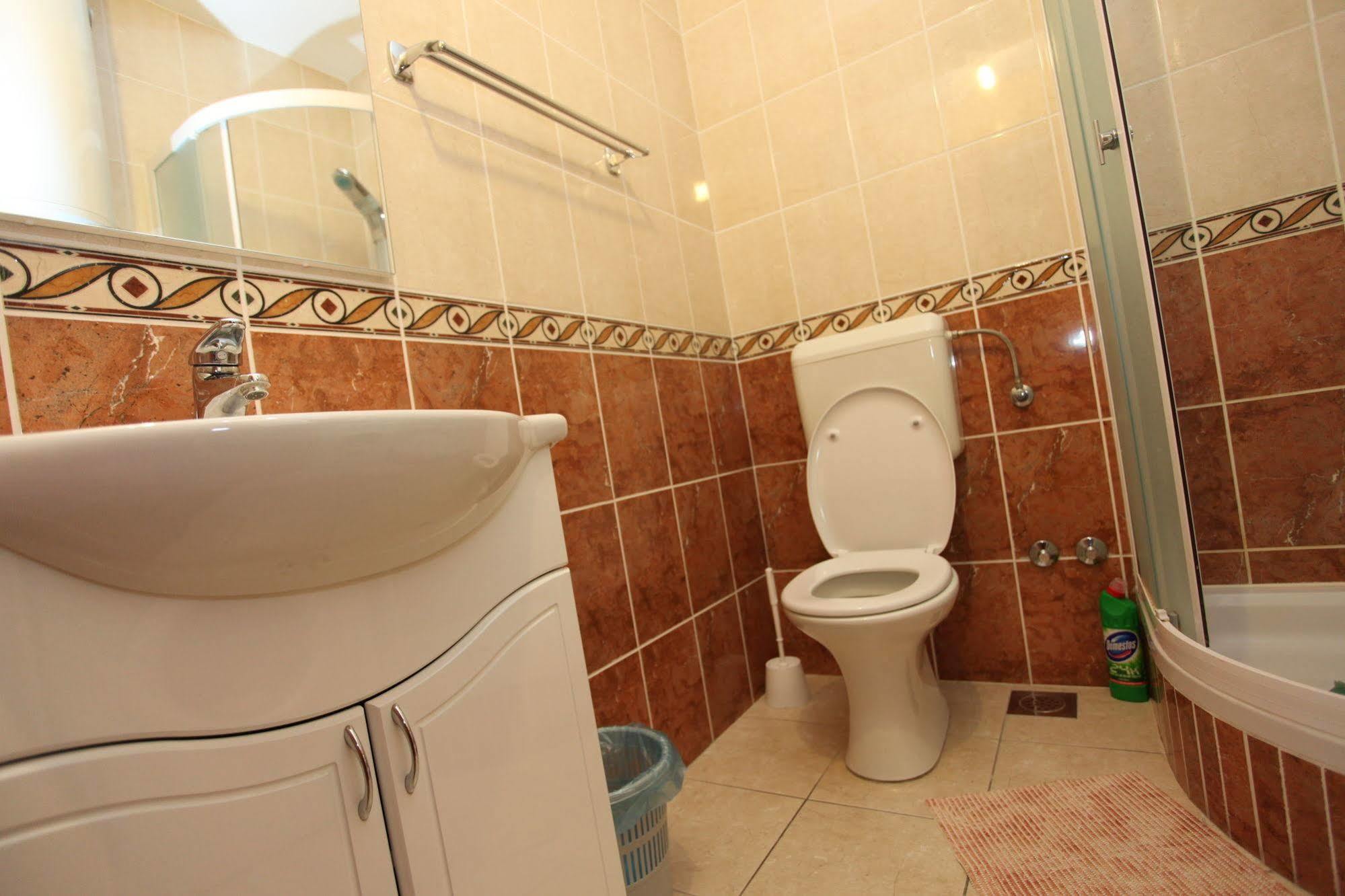 Split Apartments Peric Bagian luar foto