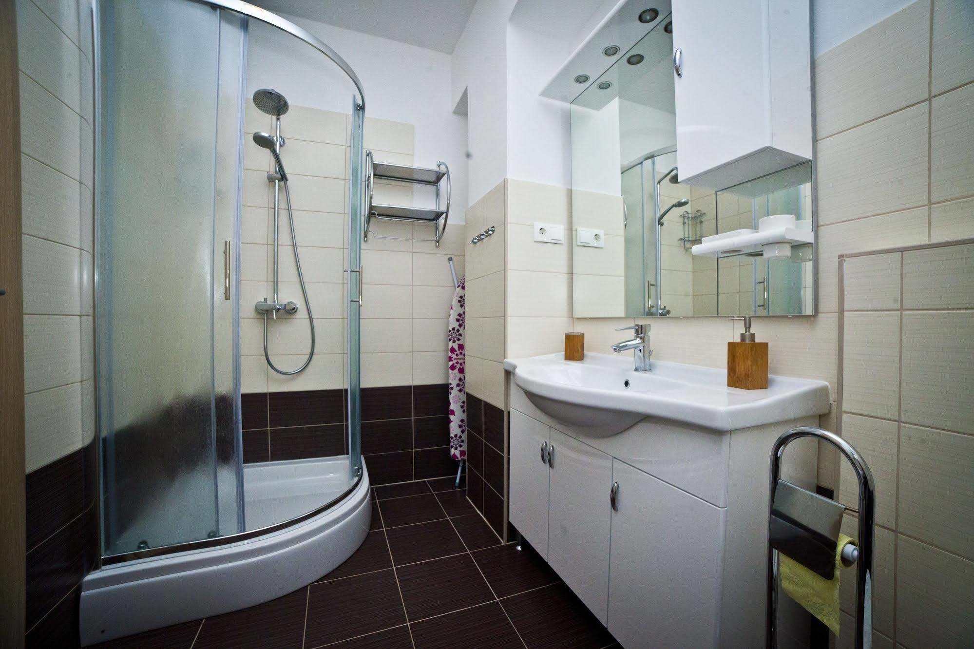 Split Apartments Peric Bagian luar foto